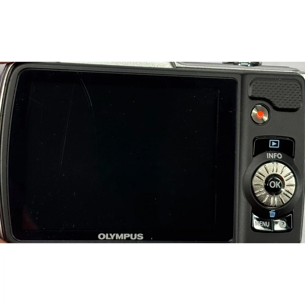 Olympus SZ-10 14MP 18x Optical Zoom‎ Digital Camera Silver Bundle SZ-10
